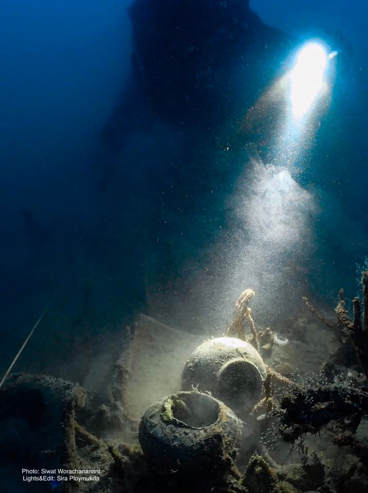 เมื่อวันที่ 25-30 กันยายน 2563 กองโบราณคดีใต้น้ำได้ส่งเจ้าหน้าที่ร่วมดำน้ำสำรวจเก็บข้อมูลทางโบราณคดีเบื้องต้น กองภาชนะดินเผาใต้น้ำที่ระดับความลึก 60-75 เมตร บริเวณกลางอ่าวไทย