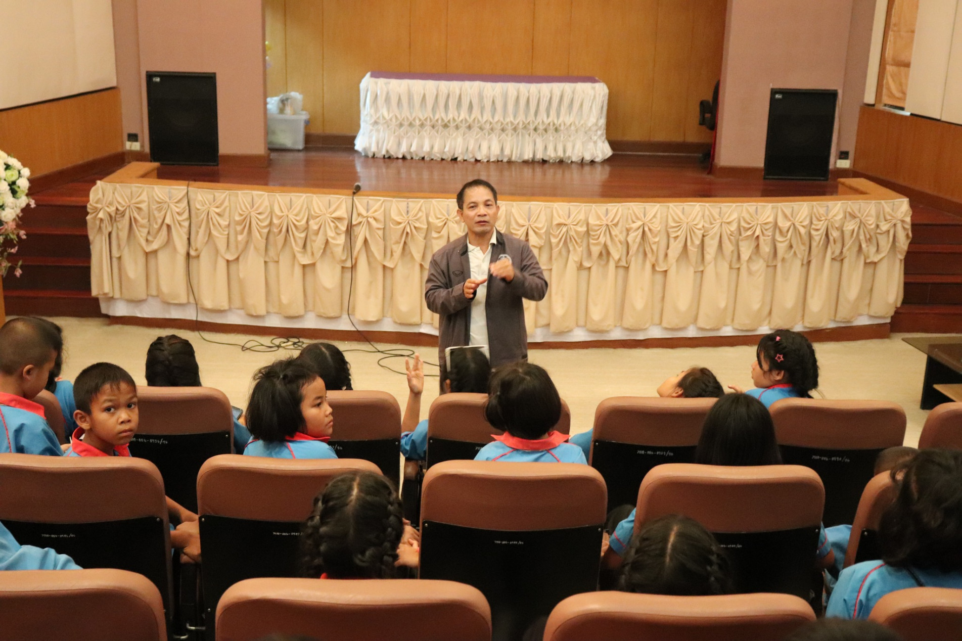 ภาพประกอบ ข่าวประชาสัมพันธ์