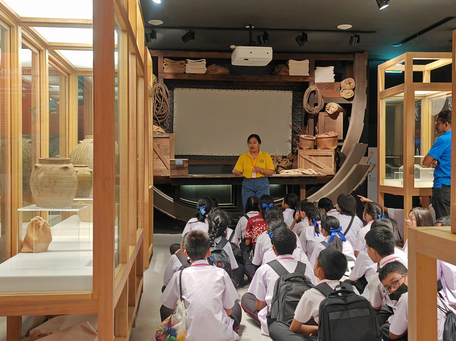 ภาพประกอบ ข่าวกิจกรรม