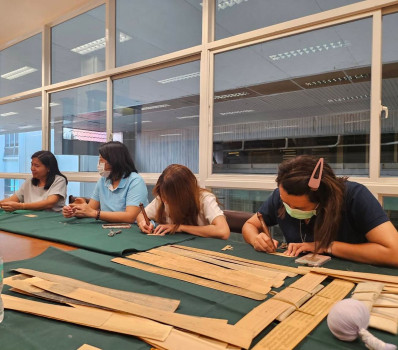 ภาพประกอบ คลังภาพและกิจกรรม