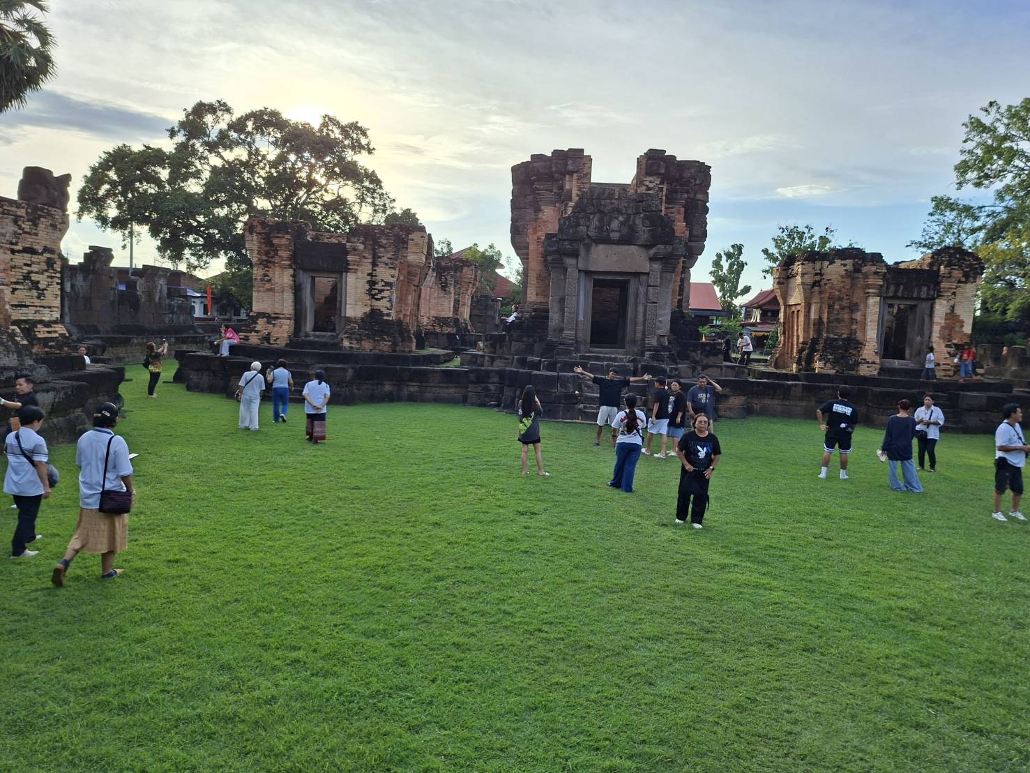 ภาพประกอบ ข่าวประชาสัมพันธ์