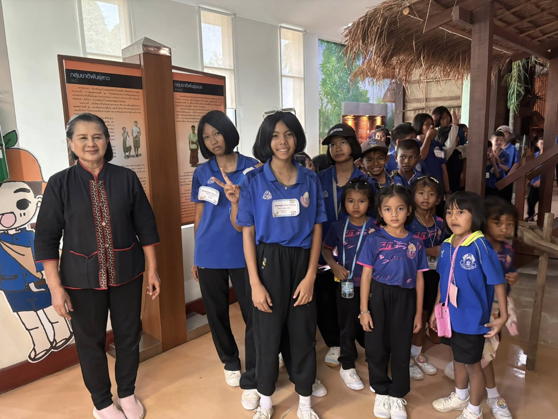 ภาพประกอบ :โรงเรียนบ้านชำสมิง ตำบลบ้านชบ อำเภอสังขะ จังหวัดสุรินทร์