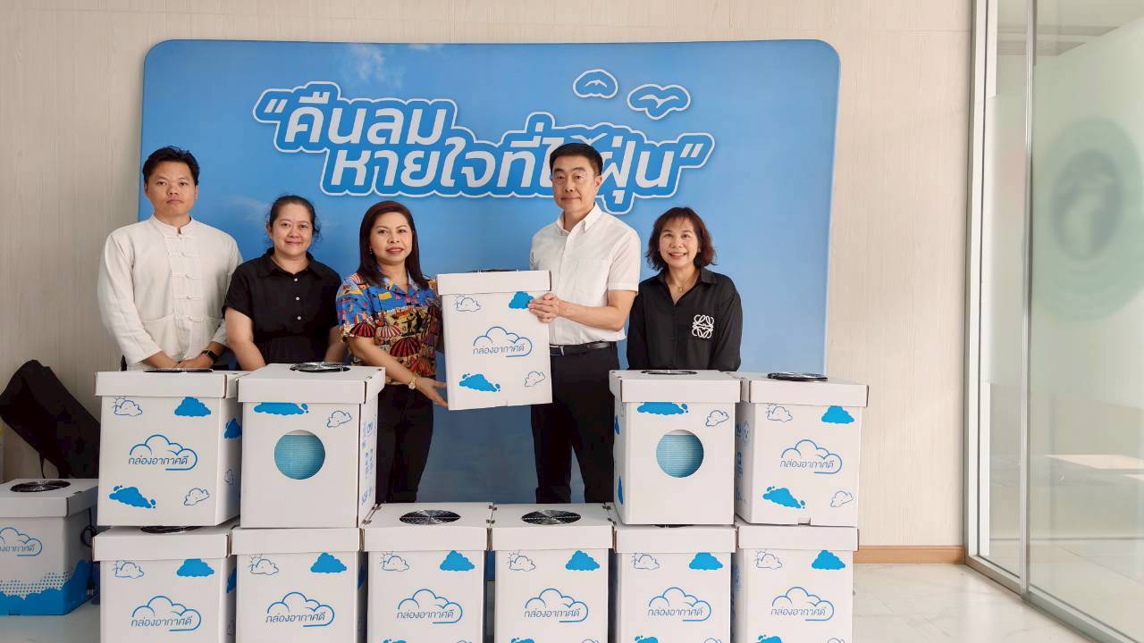 ภาพประกอบ :หอสมุดแห่งชาติรัชมังคลาภิเษก เชียงใหม่ ขอขอบคุณสถาบันวิจัยวิทยาศาสตร์สุขภาพ มหาวิทยาลัยเชียงใหม่ ที่ให้ความอนุเคราะห์เครื่องฟอกอากาศแบบ DIY