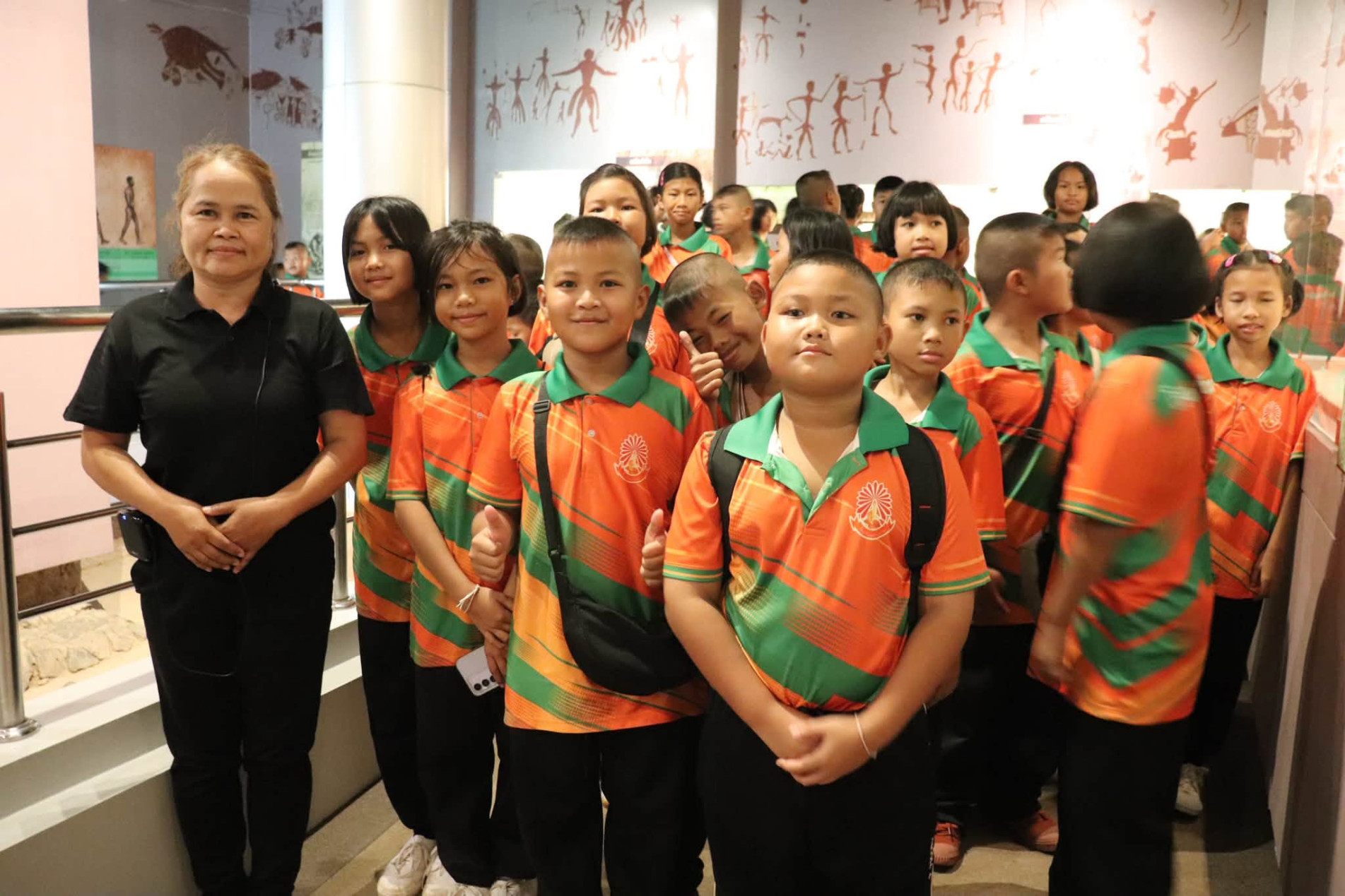 ภาพประกอบ :โรงเรียนบ้านจาน ตำบลทับใหญ่ อำเภอรัตนบุรี จังหวัดสุรินทร์