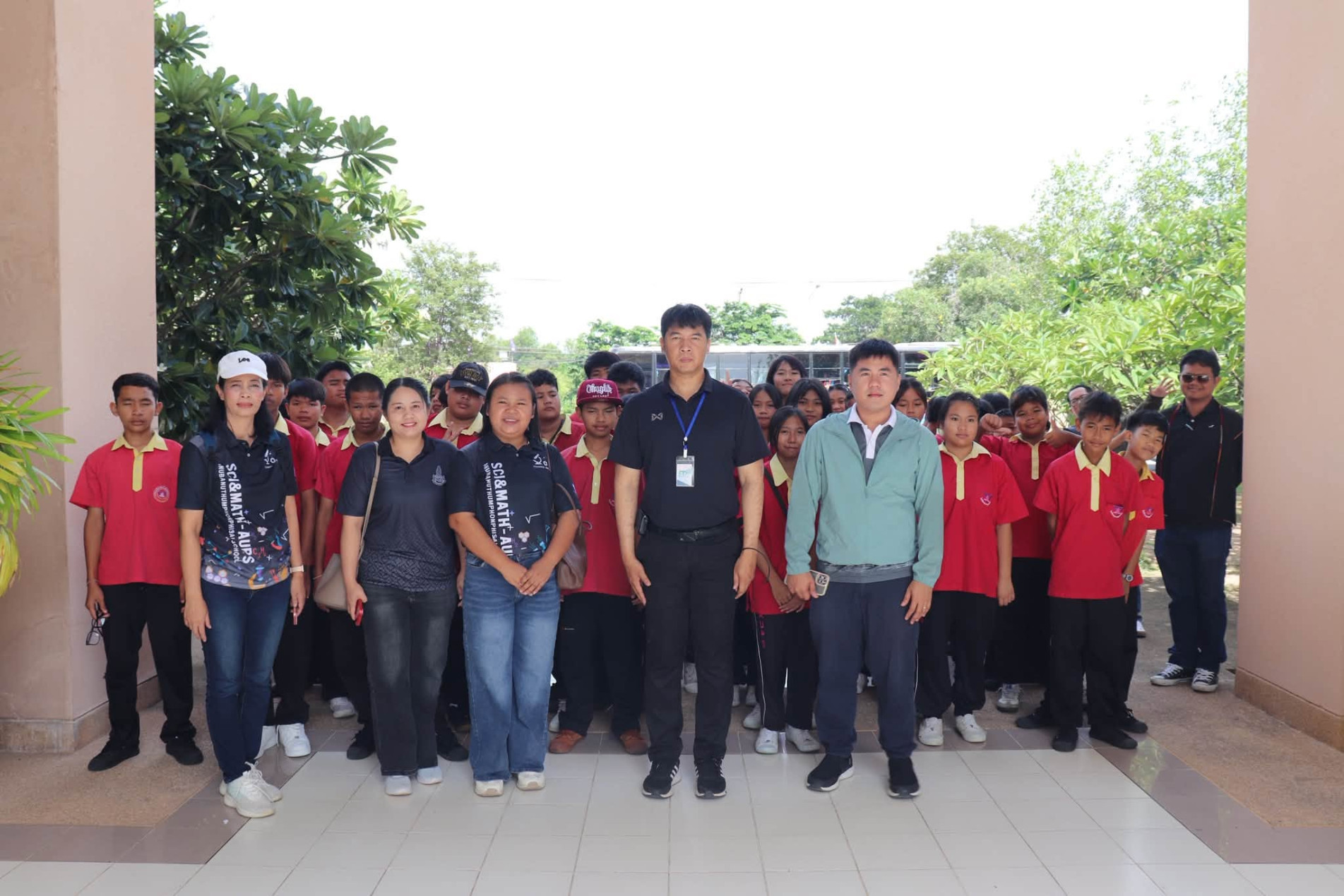 ภาพประกอบ :โรงเรียนอนุบาลอุทุมพรพิสัย ตำบลกำแพง อำเภออุทุมพรพิสัย จังหวัดศรีสะเกษ