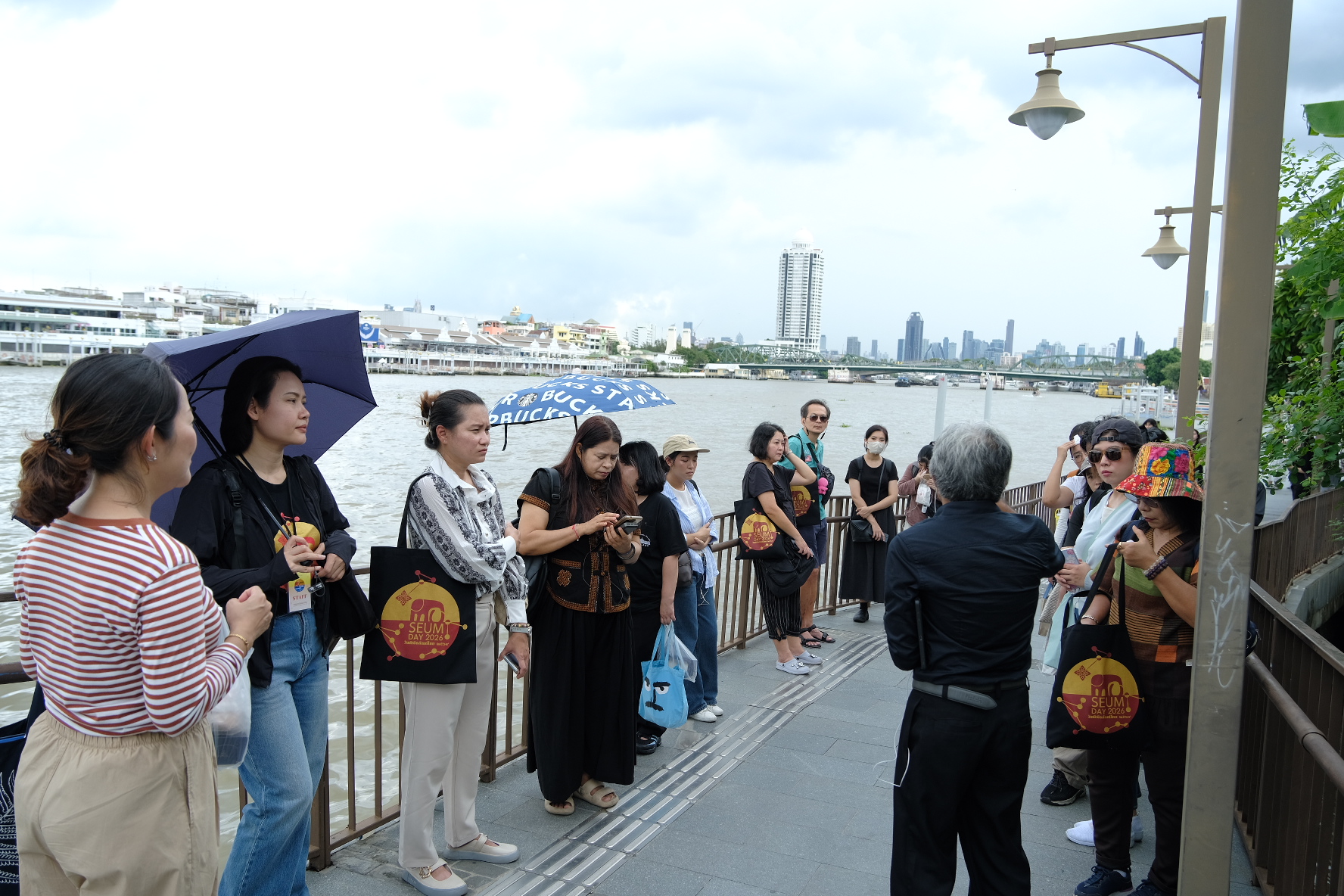 ภาพประกอบ :ศึกษาอดีต : จากแหล่งเรียนรู้ ณ ปัจจุบัน : สู่บทสนทนานำพาไปสู่อนาคต  เสริมสร้างความร่วมมือระหว่างชุมชนและสังคมทุกระดับ [วันพิพิธภัณฑ์ไทย2569]